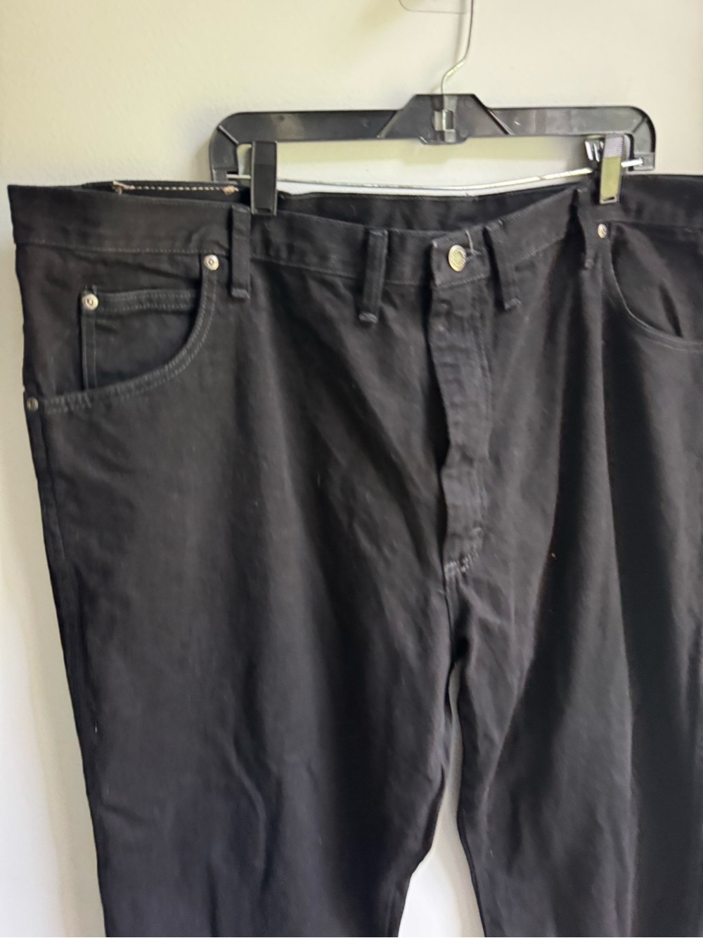 50x30 EUC Wrangler Men's Straight Leg Jeans in Black